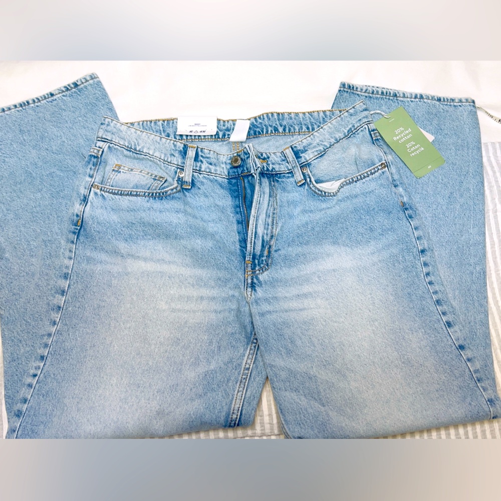 H&M: Low Waist Tall Baggy Jeans - Size 8